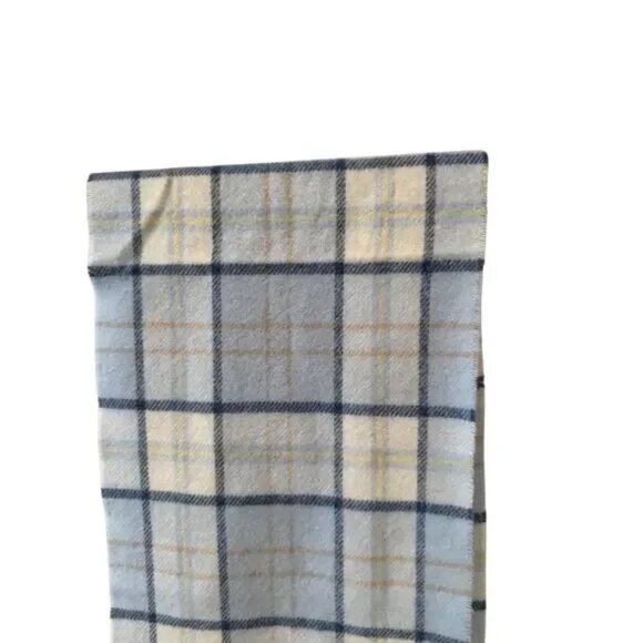 Light Blue Plaid Fringed 100% Lambswool Scarf -Johnstons of Elgin - Picture 6 of 8